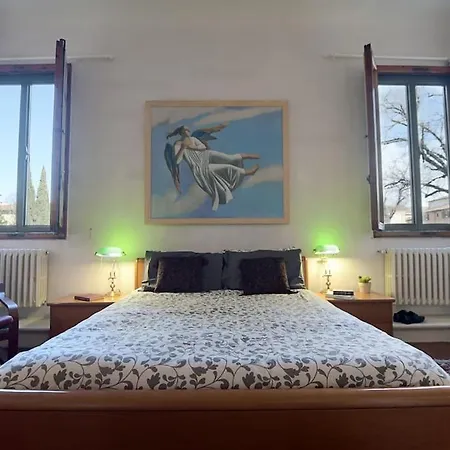 Apartment Cozy With Private Garden - City Center - Florence
